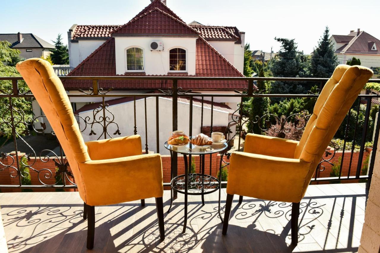 Villa Alfredo Odessa Exterior foto